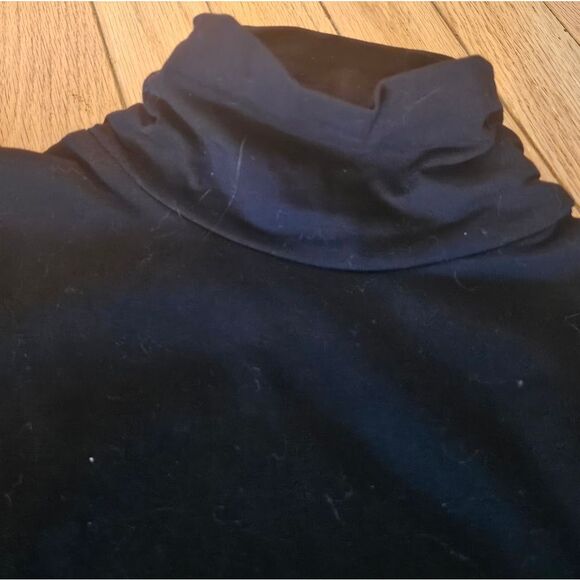 KENNETH COLE RUCHED TURTLENECK TOP - Picture 6 of 7